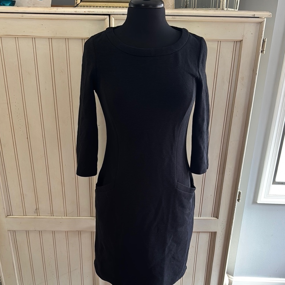 Boden‎ Woman’s Trendy & Classic Black 3/4 Sleeve Pullover Shift Dress